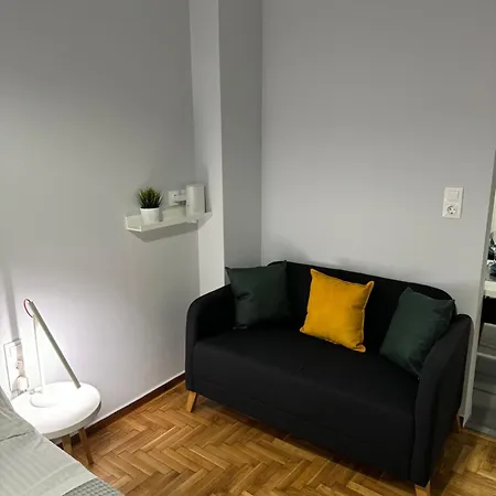 Mamos Place Athens
